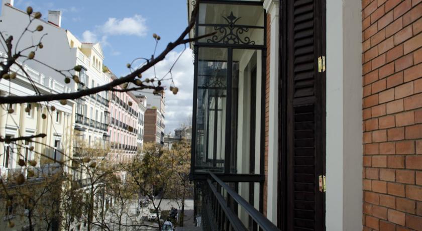 One Shot Recoletos Hotell Madrid Eksteriør bilde